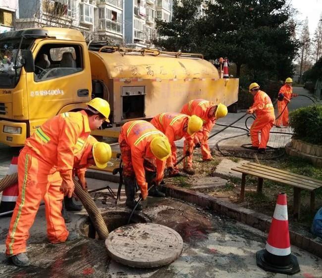 重兴镇市政管道清淤